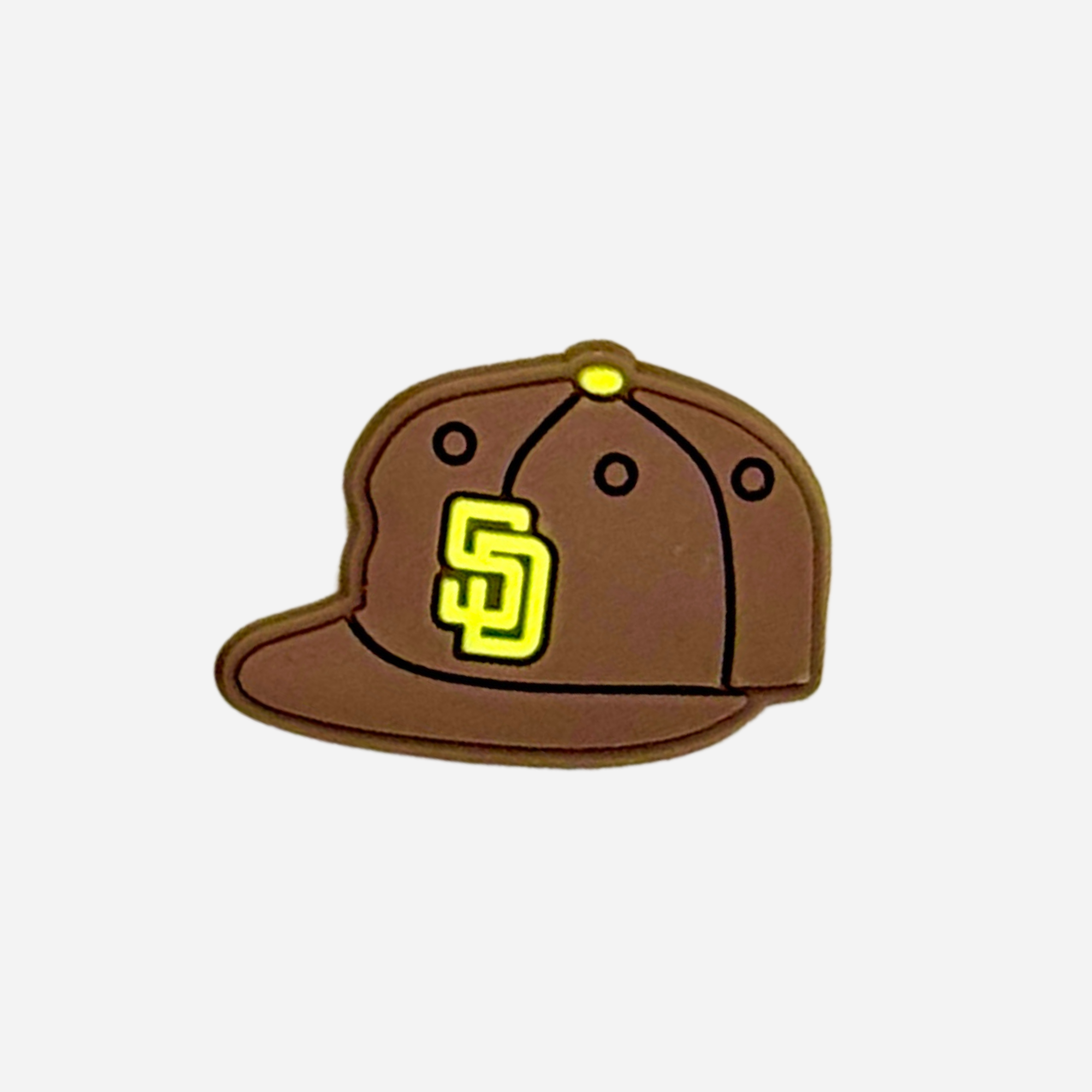 pins casquette marron