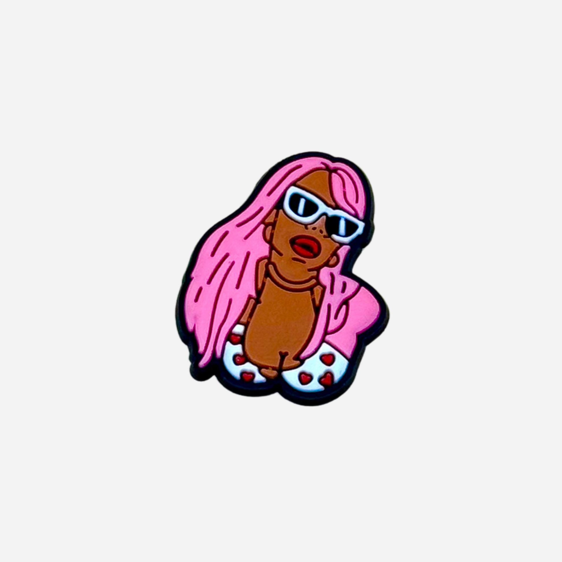 pins femme cheveux rose