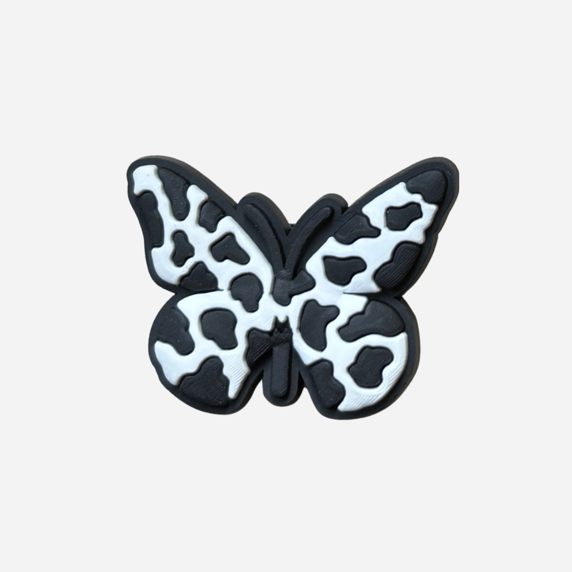 pins papillon motif vache